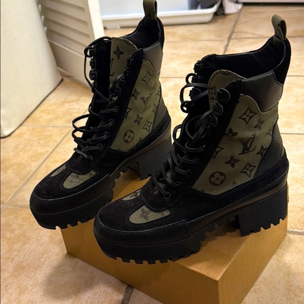 Louis Vuitton desert platform boots